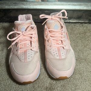 Wmns Air Huarache 'Sunset Tint'